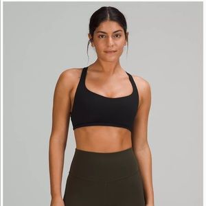 Lululemon Free to Be sports bra